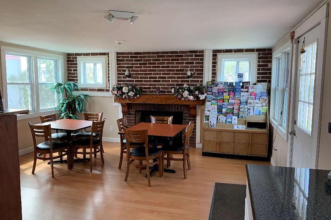 Howard Johnson By Wyndham West Yarmouth Cape Cod מראה חיצוני תמונה