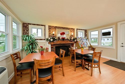 Howard Johnson By Wyndham West Yarmouth Cape Cod מראה חיצוני תמונה